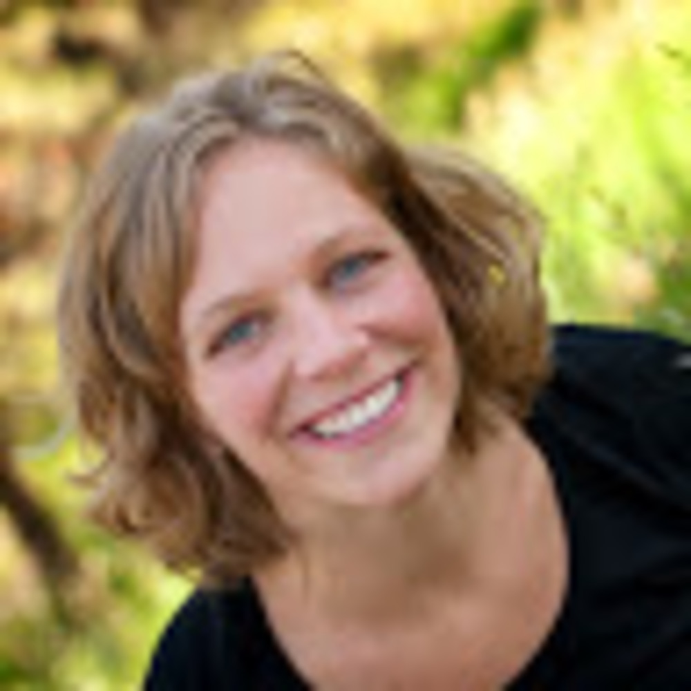 Meet your Posher, Maya